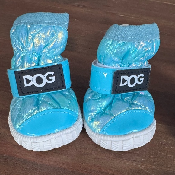Teal/Voue Dog Snow Boots Shoes with Velcro Straps Flexible Soles NWOT - Picture 1 of 7